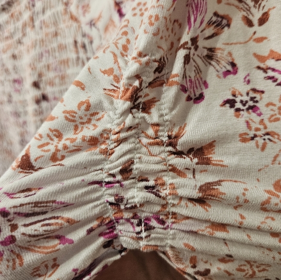 Isabel Maternity by Ingrid & Isabel Blouse Size S Woman's in floral print. - Picture 4 of 12